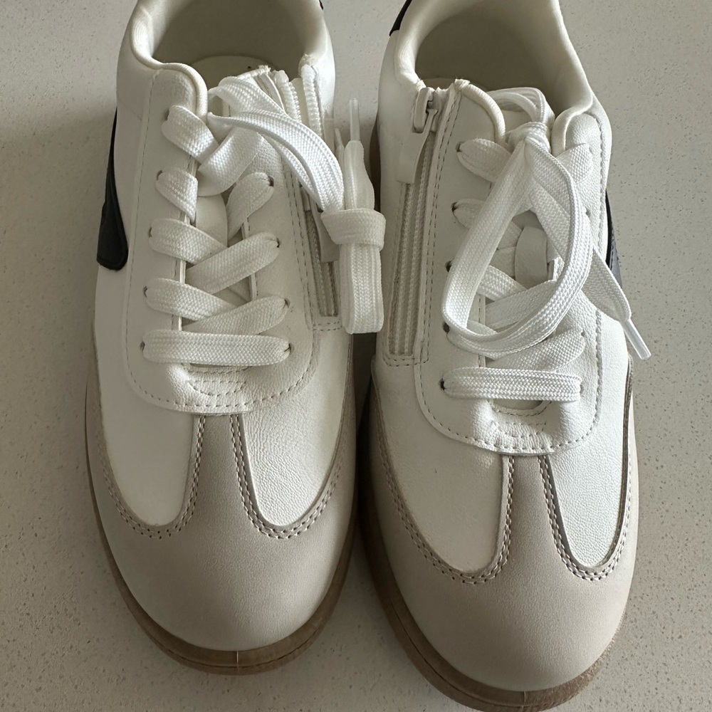 Dolce Vita Ivory and Ebony Sneakers